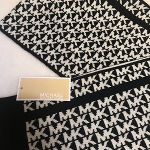 ♣️ Luxury Michael Kors Monogrammed Scarf ♣️